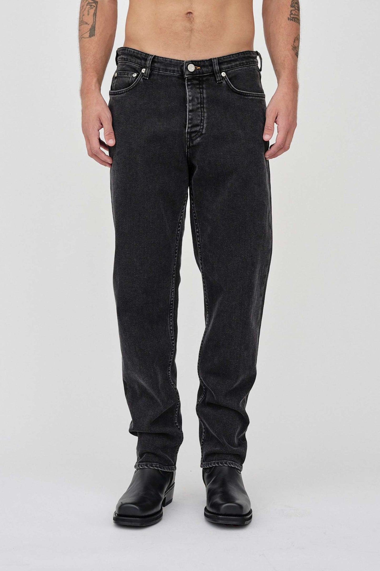 Won Hundred - Archer - Clean Dark Grey